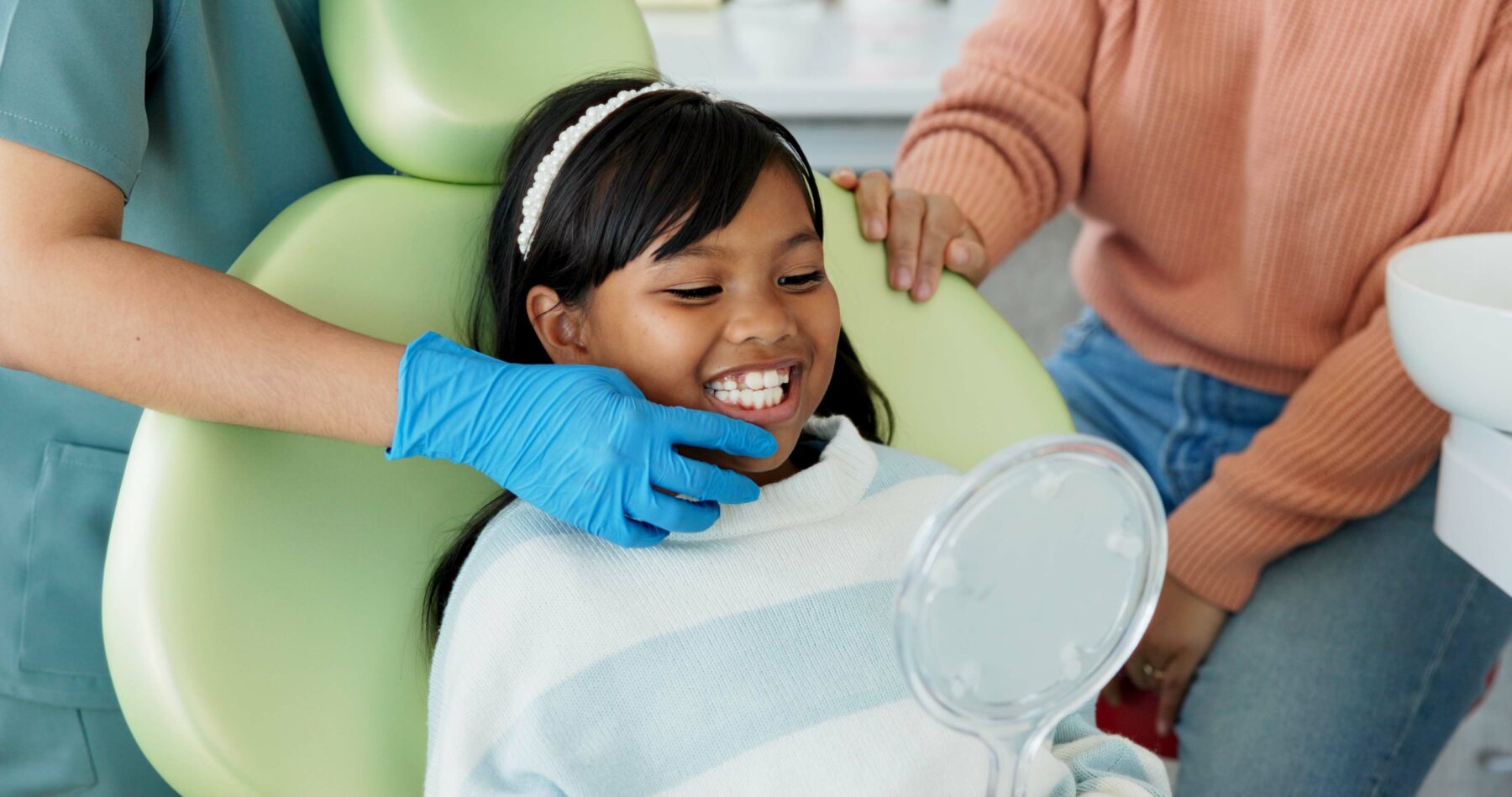 child dental exam